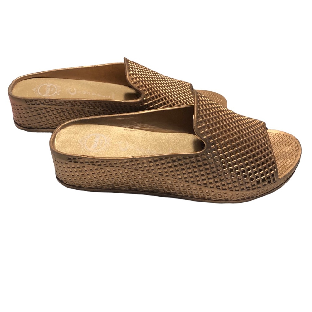 Designer Jeffrey Campbell sz 7(runs small) flats rubber mesh comfort sandal